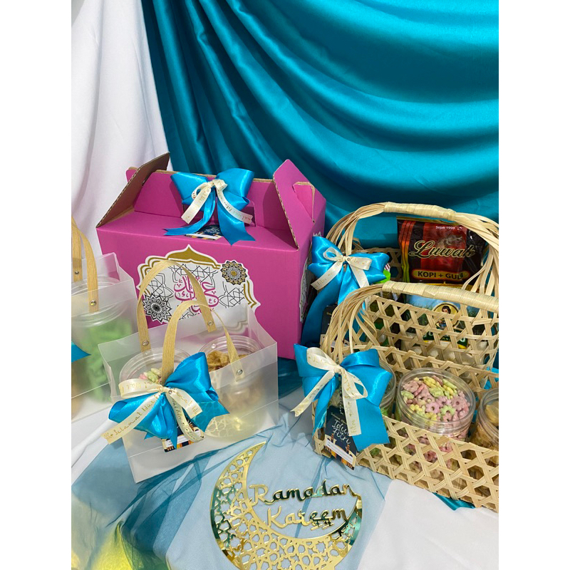 

Hampers Lebaran | Hampers Idul fitri | Hampers Snack | Hampers Sembako