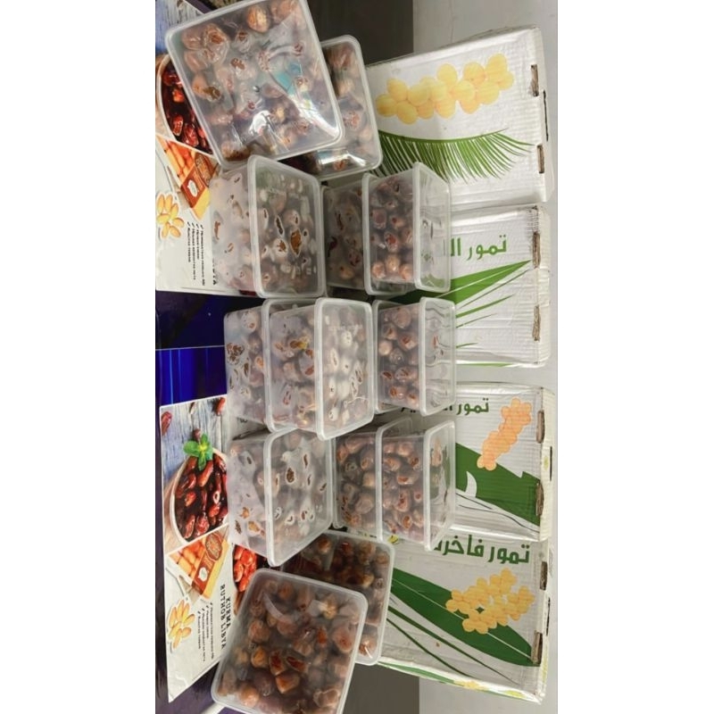 

Kurma Sukari Premium 500gr / 1kg / Kurma Sukari Al-Qassim / Kurma Sukkari Basah / Kurma Ruthab Rutob