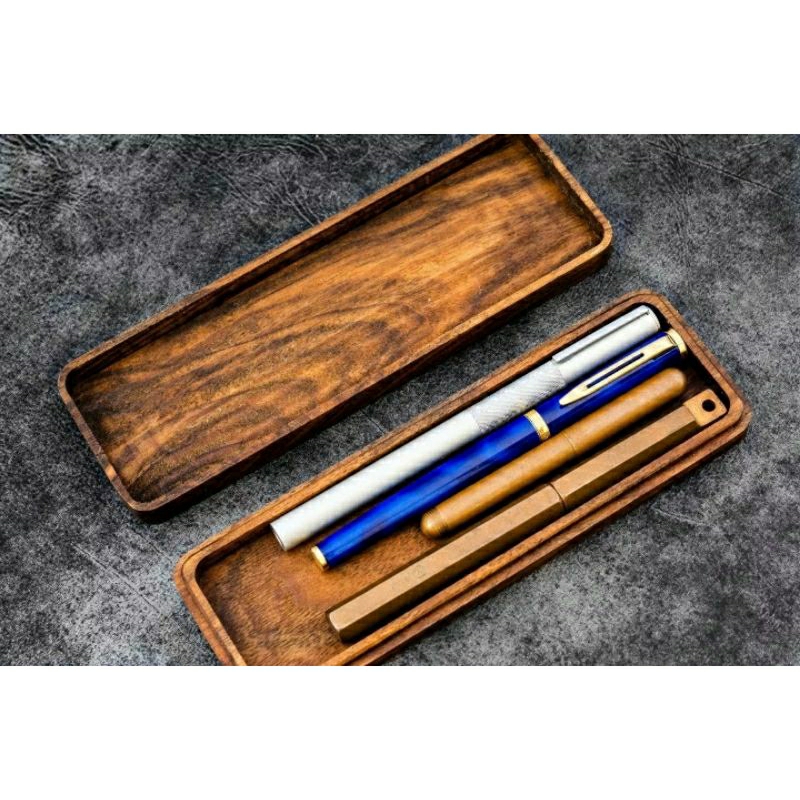 

Tempat pensil kayu/pencil wood tray/kotak pensil pesanan biuum official