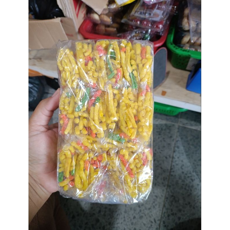 

cemilan stik bintang warna besar isi 20