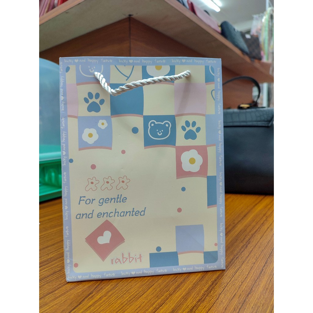 

Paperbag Kado Kecil Motif Bunga Murah Harga Grosir Bisa Cod