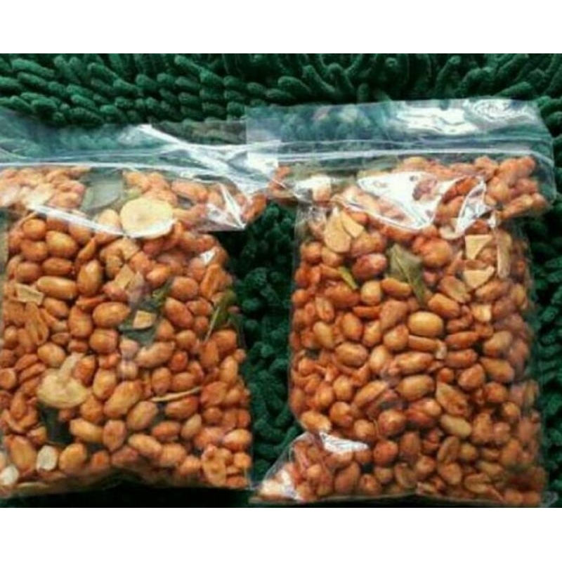 

Kacang Thailand Bumbu Pecel 500 gram