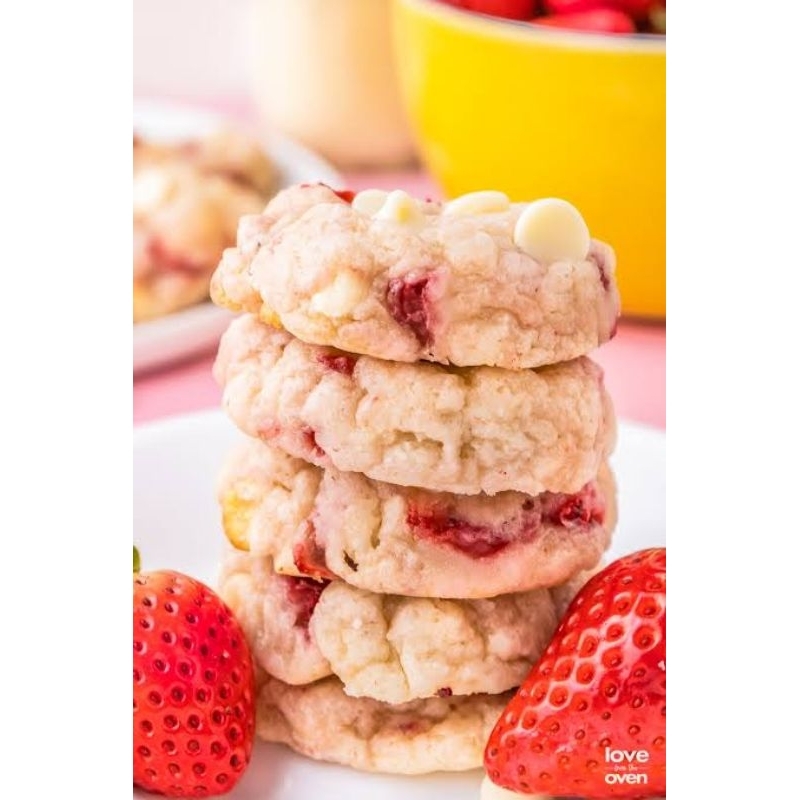 

Strawberry Soft Cookies
