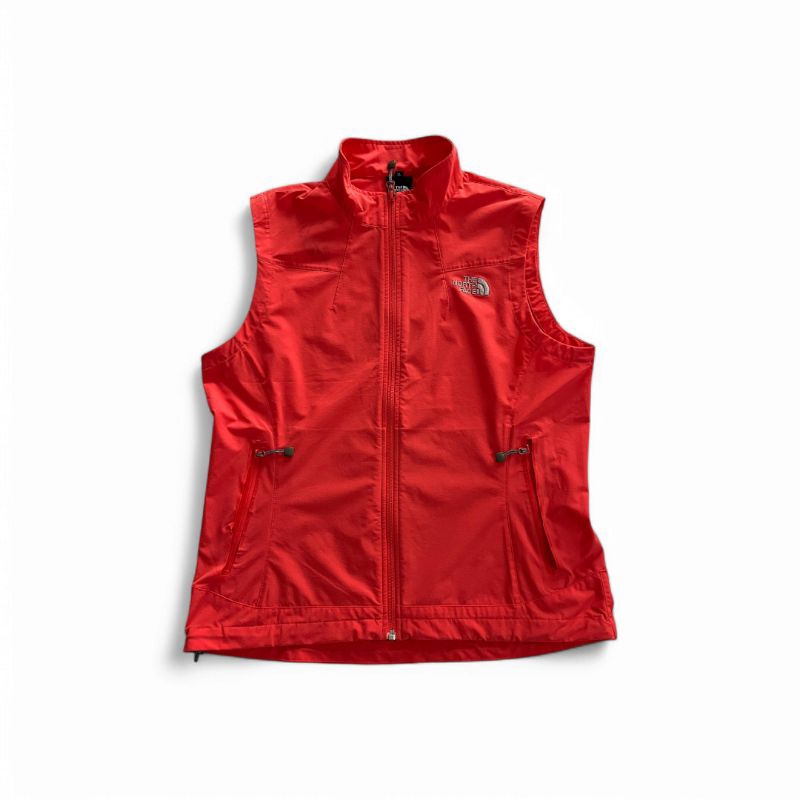 vest tnf