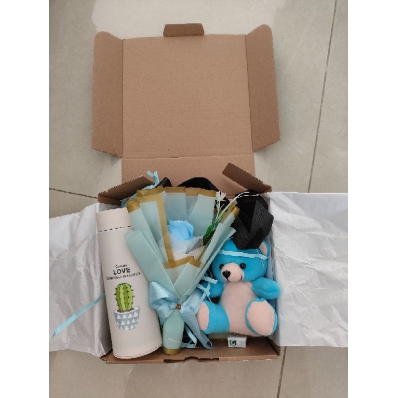

HAMPERS PREMIUM Kado ultah Cewe Wisuda Valentine