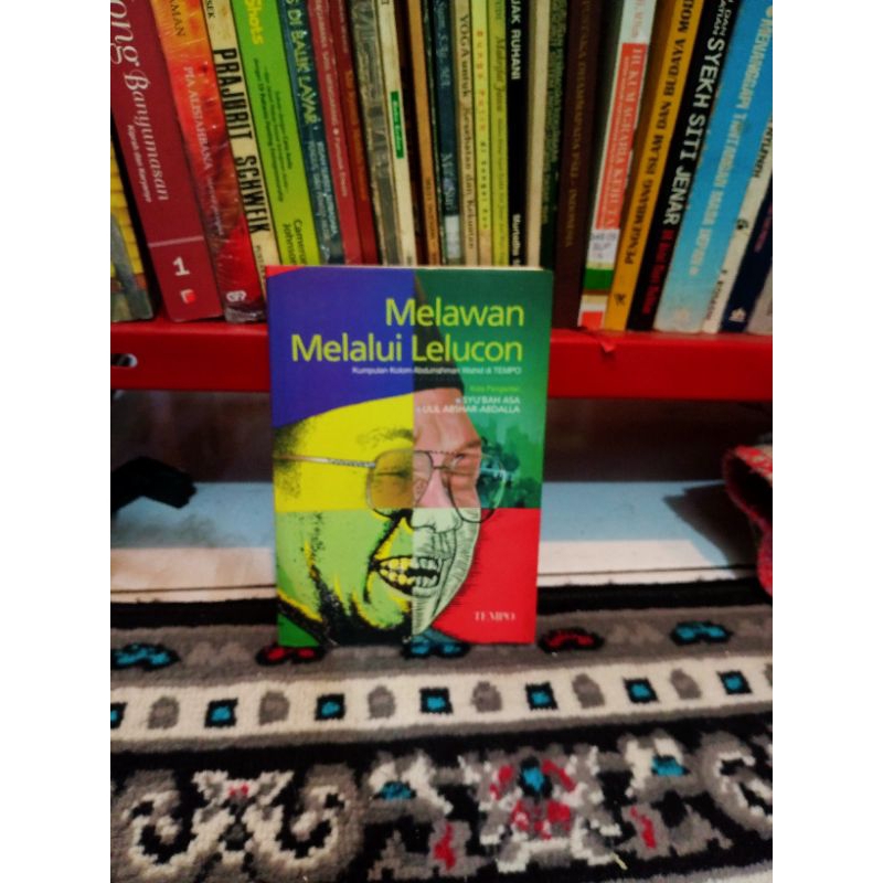 Melawan melalui lelucon