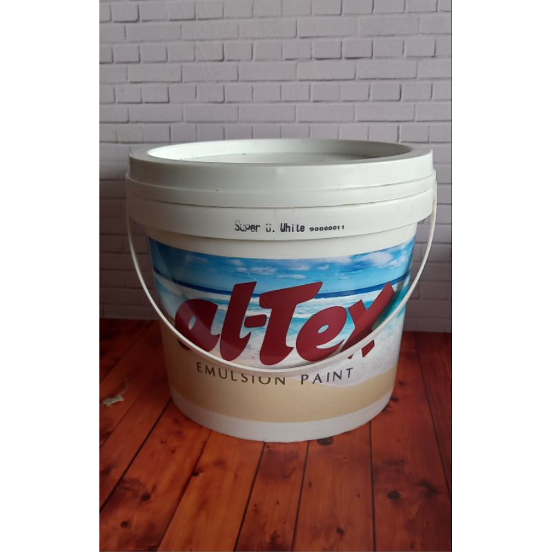 CAT DINDING ALTEX EMULSION PAINT B. WHITE 5 KG