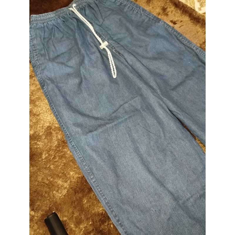 Preloved jeans longgar