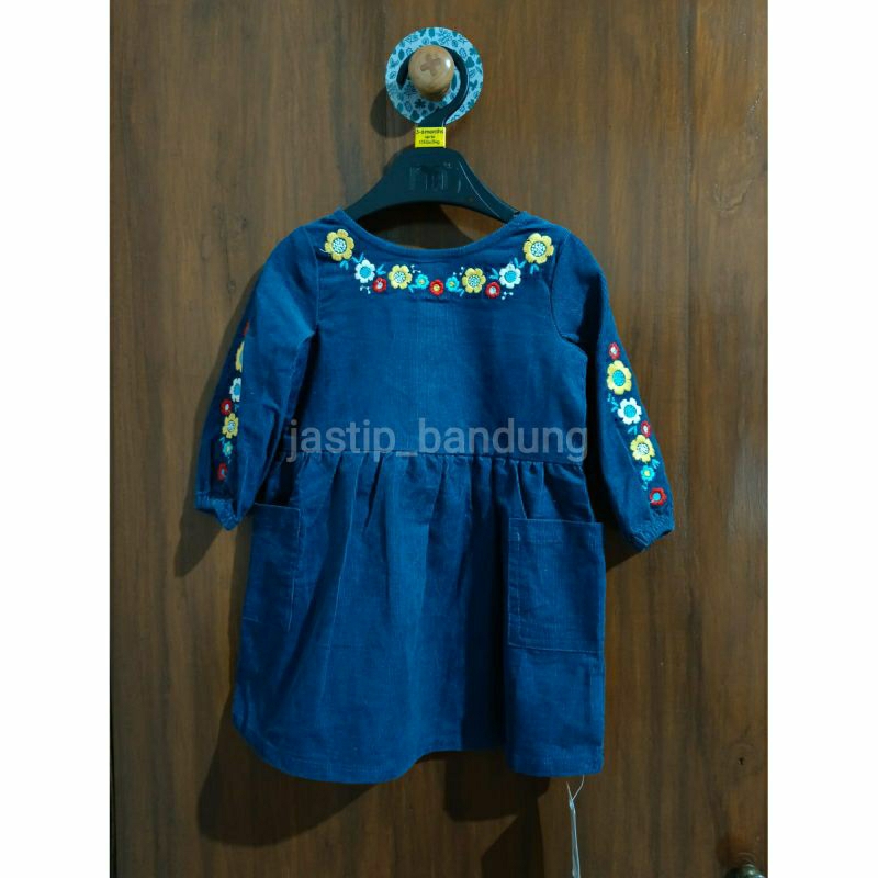 Mothercare Dress Corduroy Bordir / Mothercare Dress Bordir / Dress Corduroy Mothercare / Dress Bordi