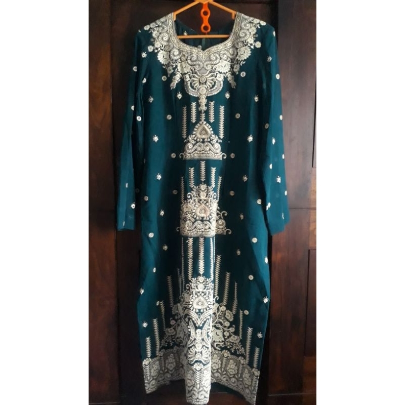 Setelan Baju Kurung Celana Hijau