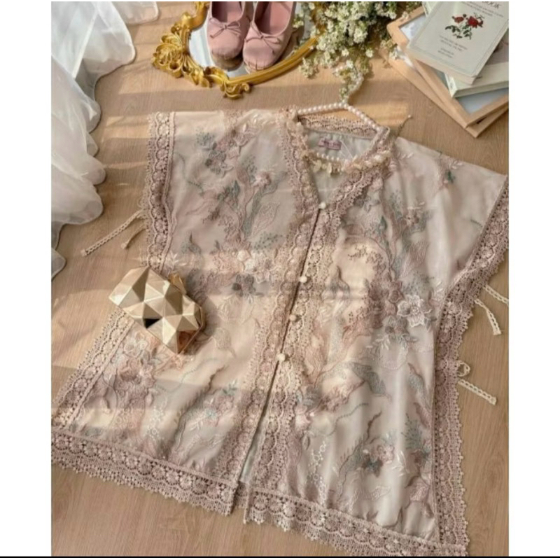 Camelia Vest Outer-HaideeOrlin