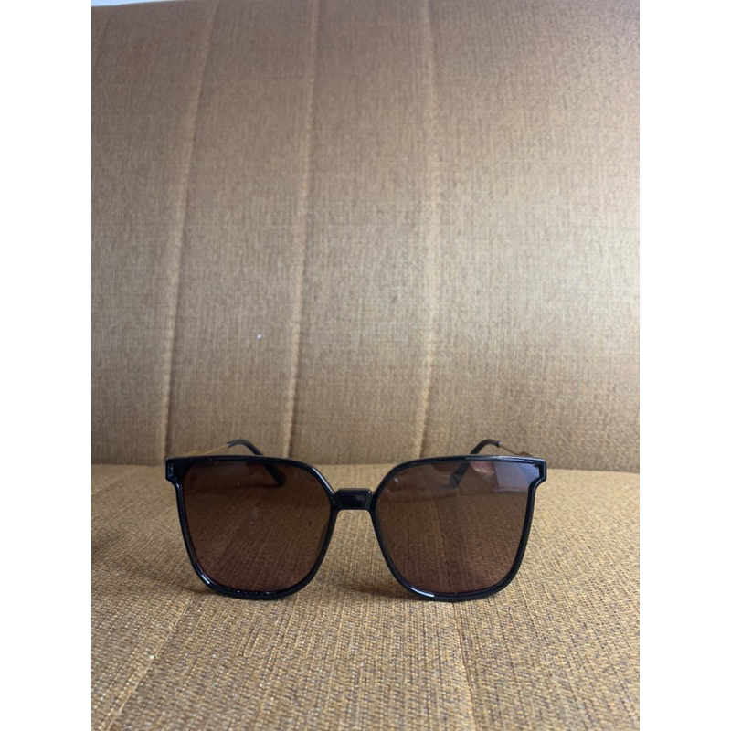 KACAMATA DIOR