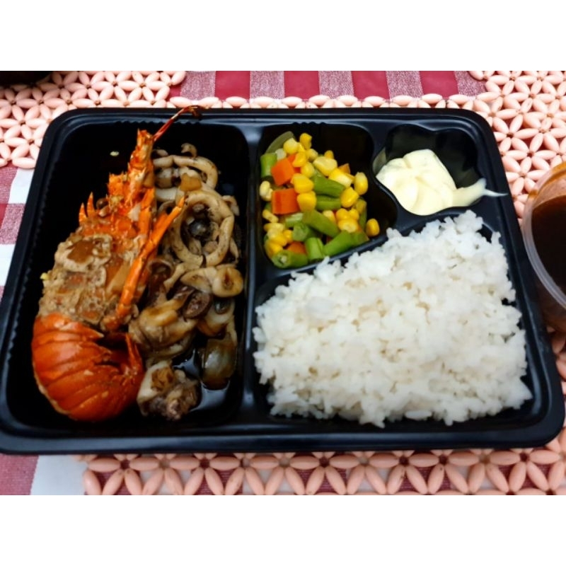 

Nasi Bento Lobster Mix Cumi