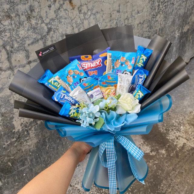 

buket snack mix warna senada bunga artificial bali instan
