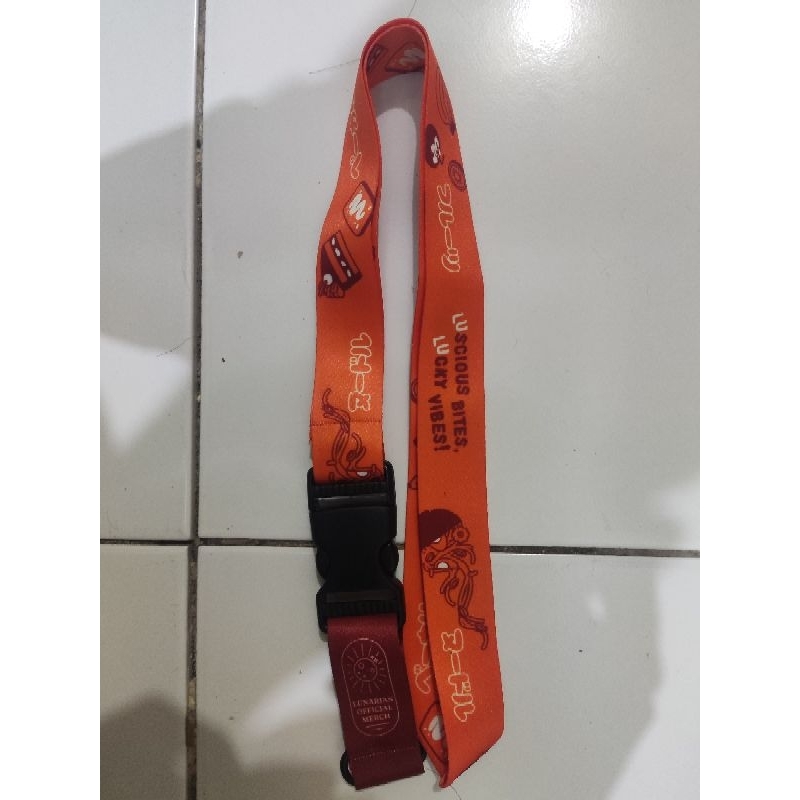 

LANYARD BY FANBASE LUNARIAN