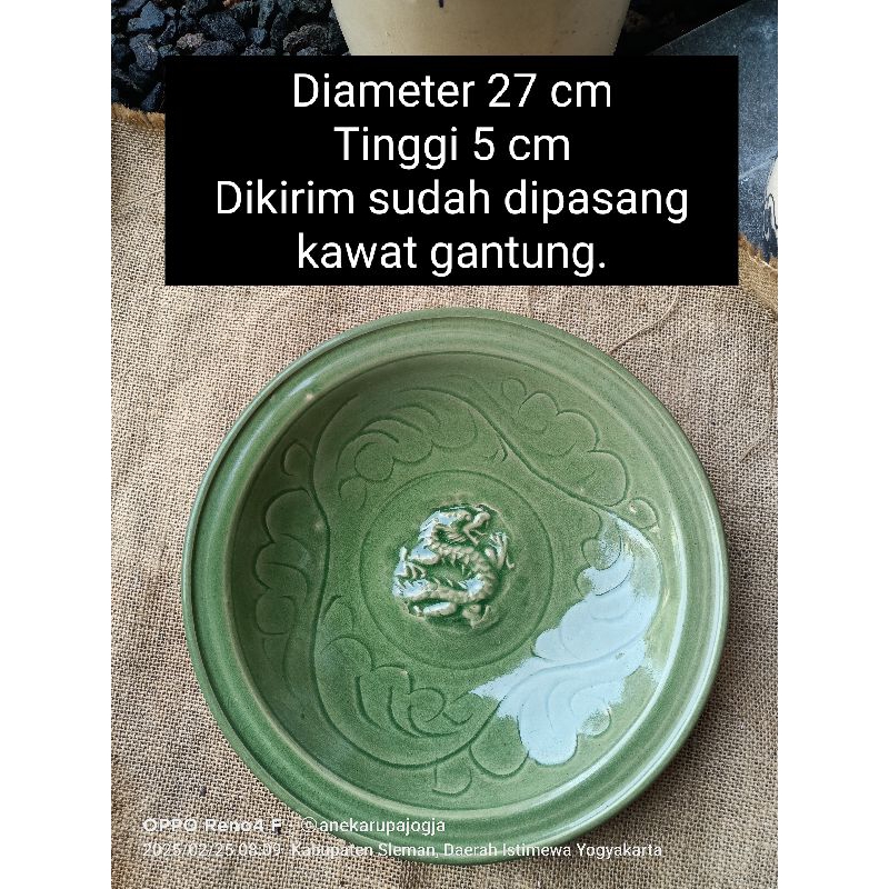 Piring keramik lukis motif naga untuk dekorasi hiasan dinding