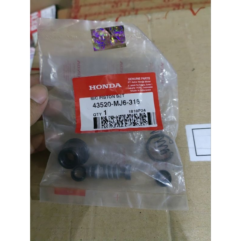 sil seal master rem piston cylinder set belakang sonic 150R asli 43520-MJ6-316