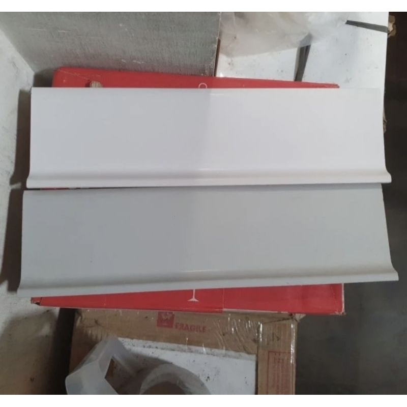 list hospital plint roman 8x30cm