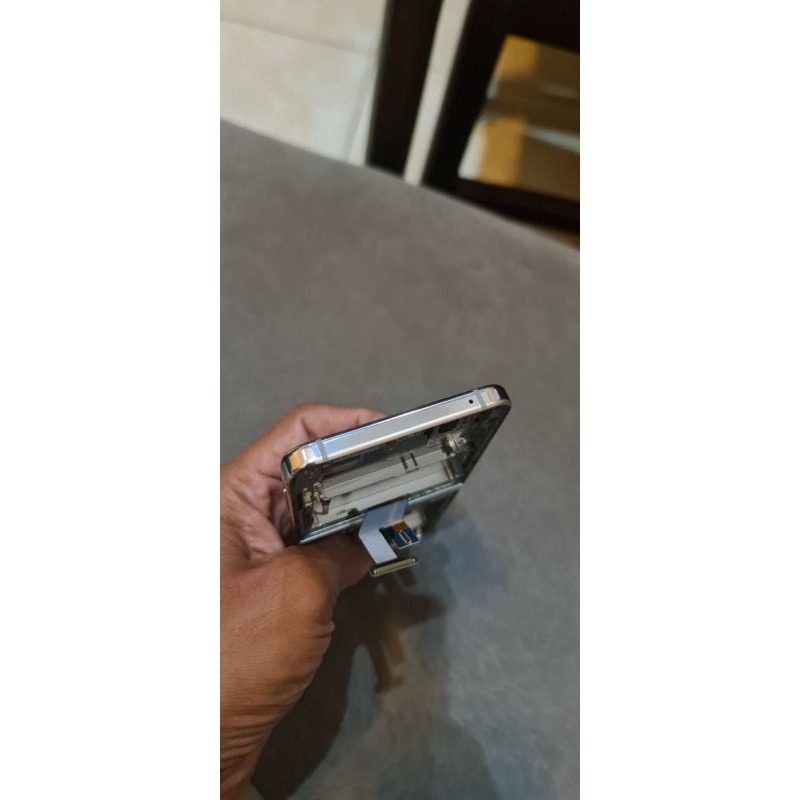 frame / tulangan samsung z flip 5 ( bonus lcd)