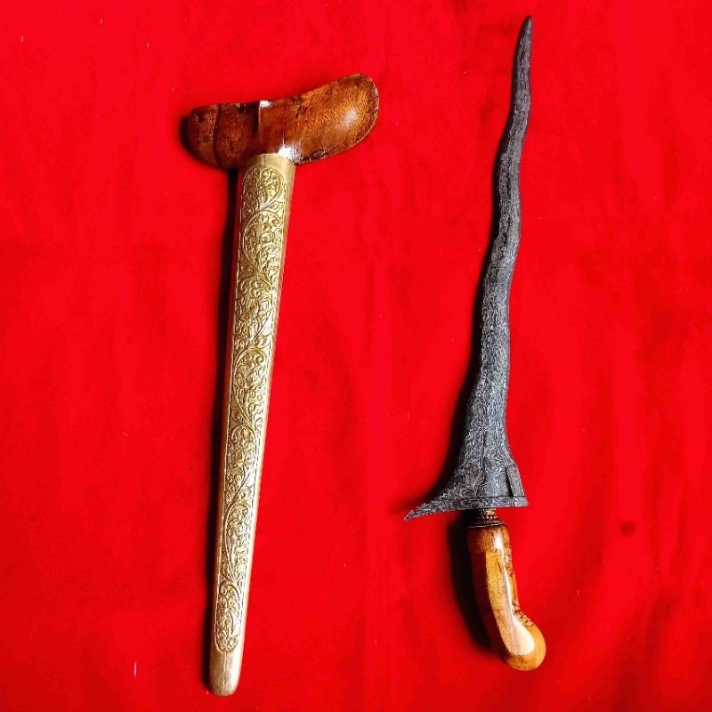 Keris Jaran Goyang Pedaringan Kebak Koleksi Pusaka Antik