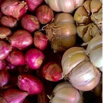 

Bawang Merah Bawang Putih Campur 500gr & 1kg Termurah