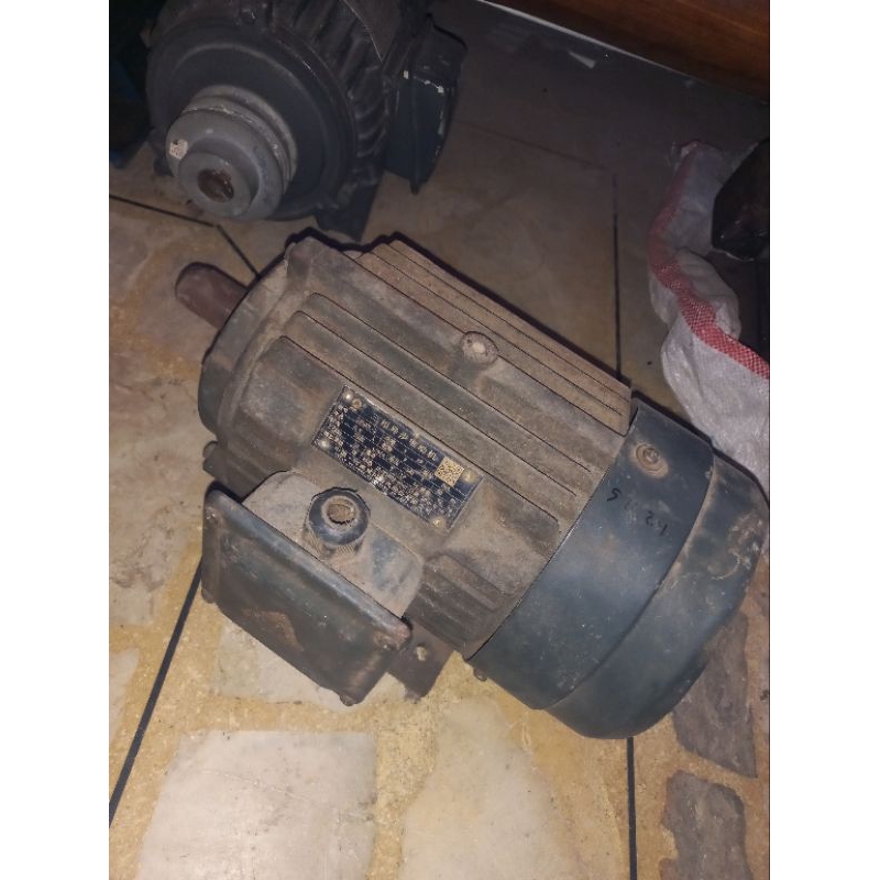 dinamo penggerak 3 Kw  2870 rpm 3 phase