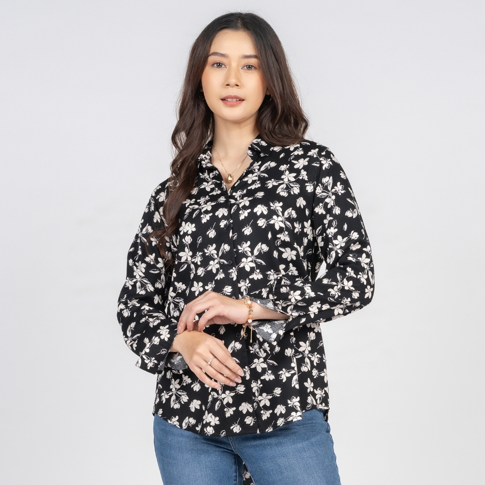 C2 Fuyuka Black Kemeja Casual Wanita