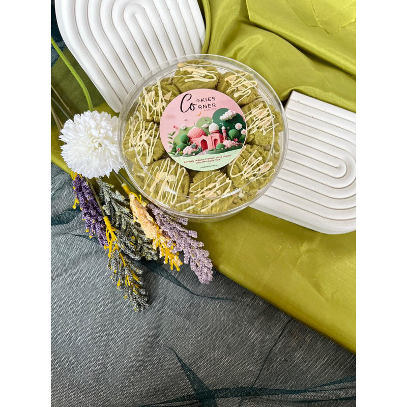 

kue kering almond greentea premium greentea cantik manis gurih lezat enak halal premium nikmat mantap halal