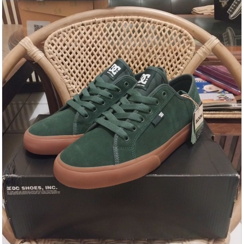 Sepatu Skate DC SHOES Sepatu DC Manual Le Forest Green Suede