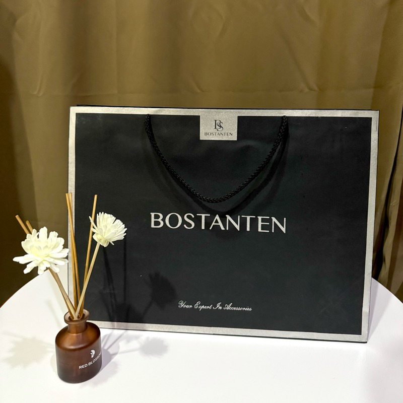 

Paper Bag BOSTANTEN (READY STOCK ) Paper Bag Pembungkus Kado