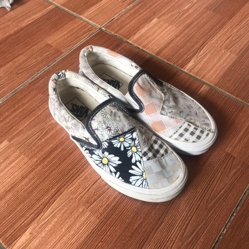 Sepatu Vans batik ori 100% LIMITED EDITION