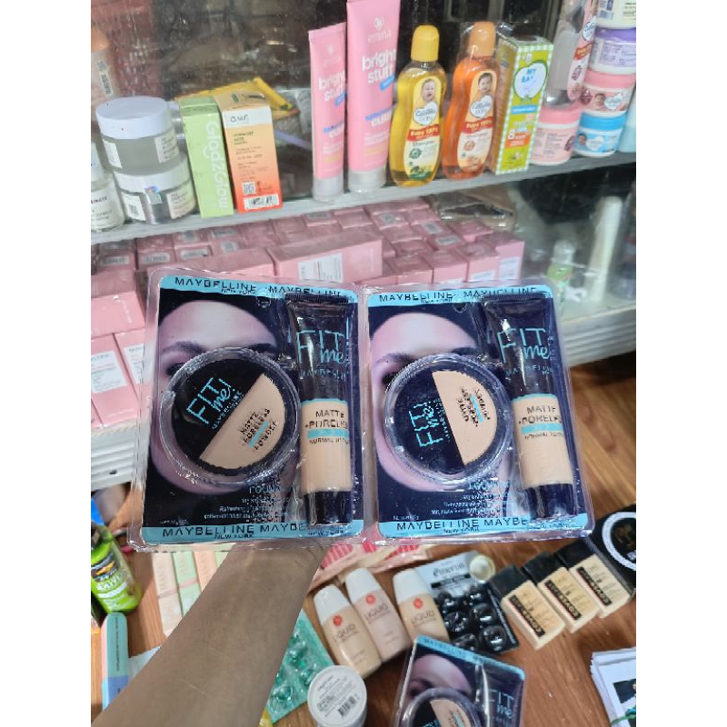 Fit Me 2in 1 Bedak+ Foundation