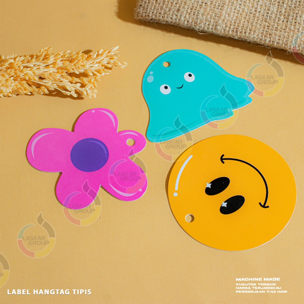 

hangtag tipis 310 gsm hangtag label baju/hangtag custom/hangtag AP 310 gsm/tag tipis tag baju /aksesoris fashion/