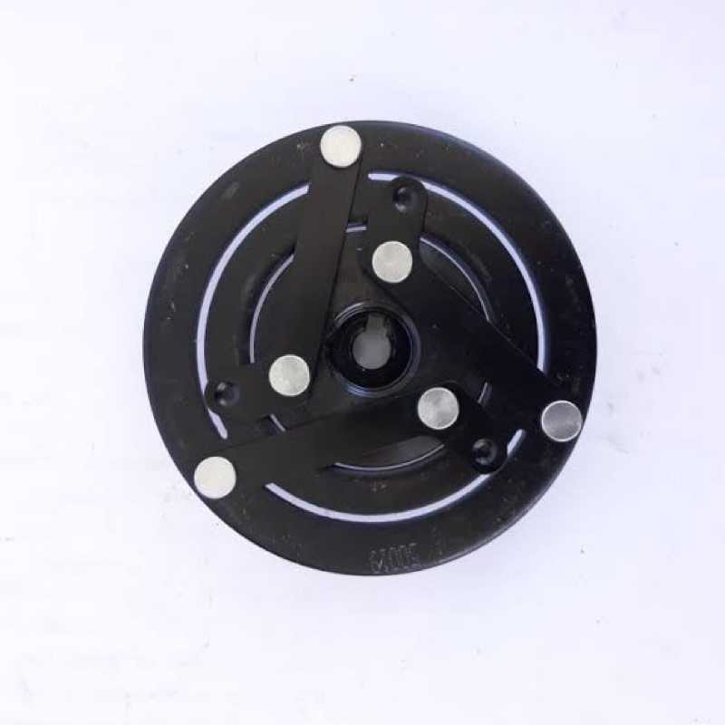 Centerpiece Senterpis Clutch AC Mobil Suzuki Baleno 2000