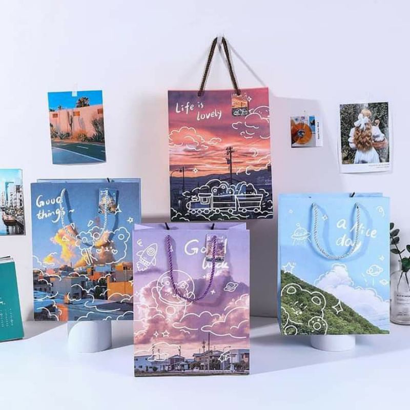 

Paper Bag Tali Jinjing + Kartu Ucapan MOTIF RANDOM - Tas Hampers Kado Gift