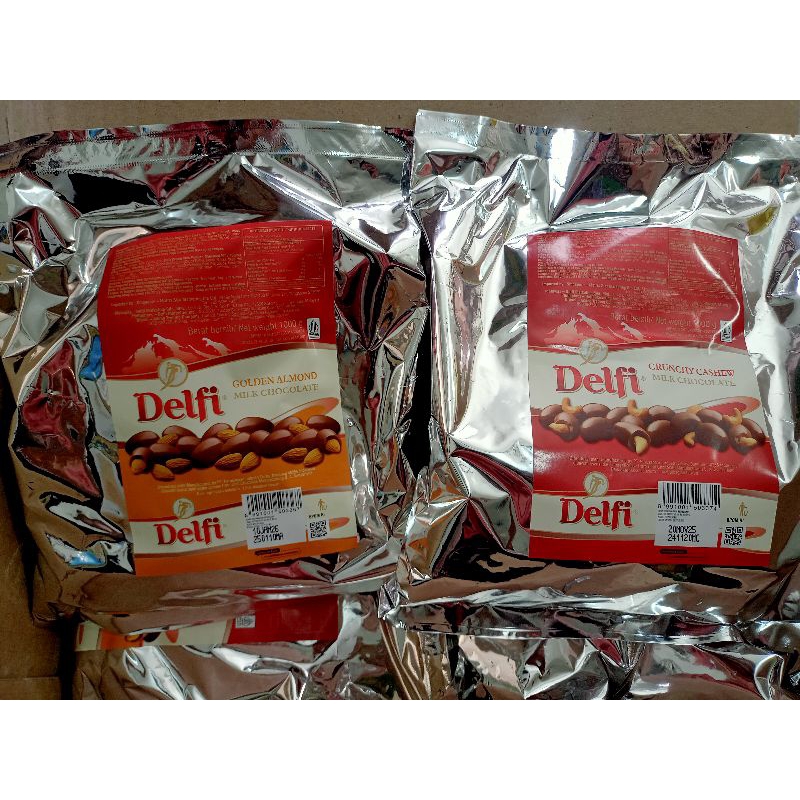 

COKLAT DELFI DRAGESS ALMOND/MEDE 1KG