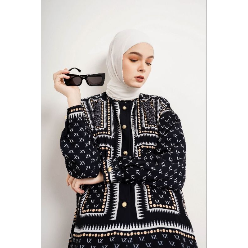 SALE HANYA HARI INI preloved Top Quimby VZ black