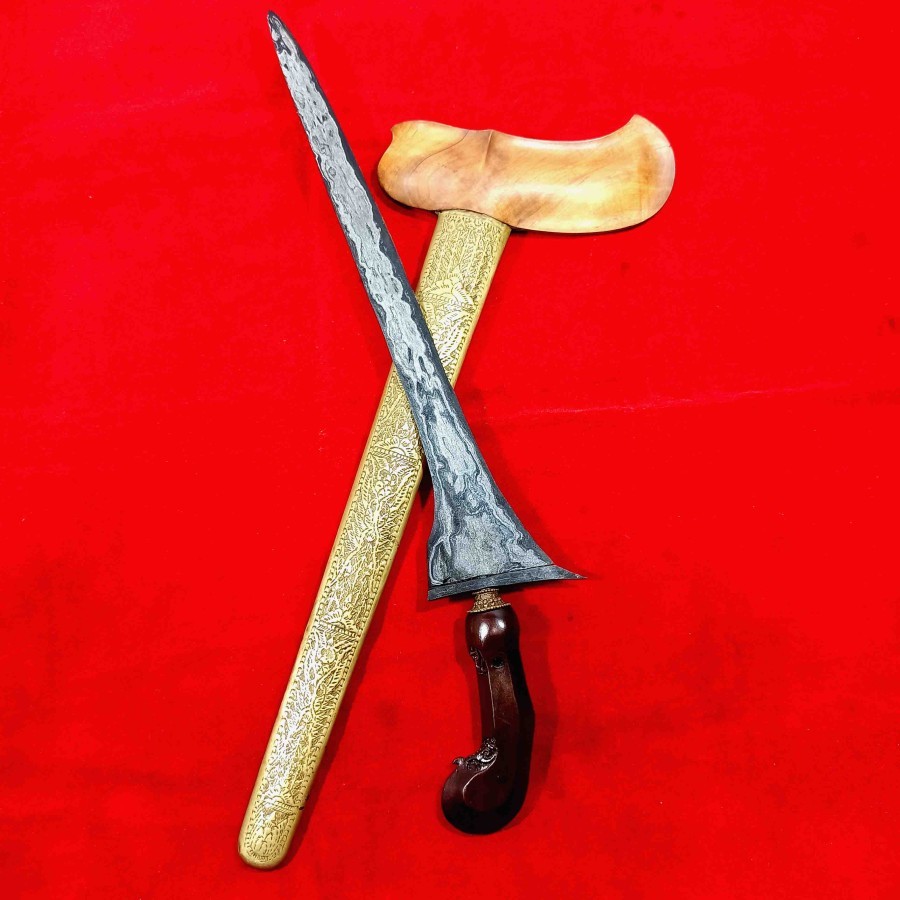 Keris Brojol Pamor Pendaringan Kebak Tangguh Mataram Pajang Keris Kuno Sepuh
