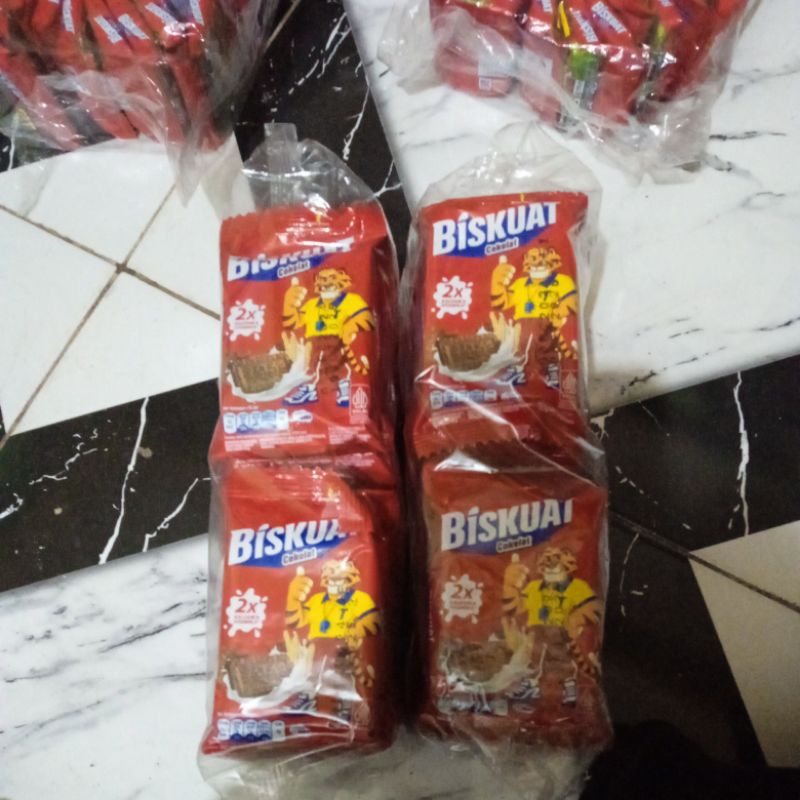 

biskuat 1k isi 20