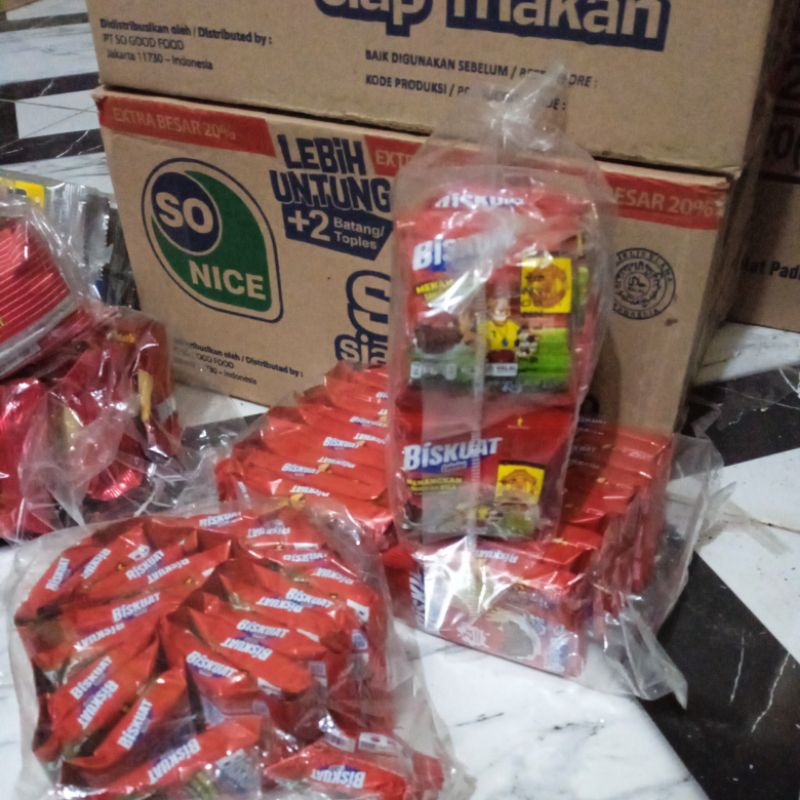 

biskuat 500 isi 20
