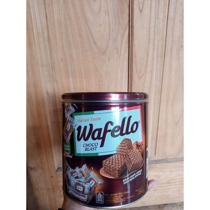 

Wafello wafer kaleng 234Gr