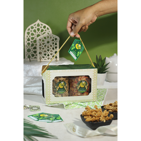 

MECCA BOX HAMPERS LEBARAN IDUL FITRI CAMCAM MIX 2TOPLES 650ML GOL A