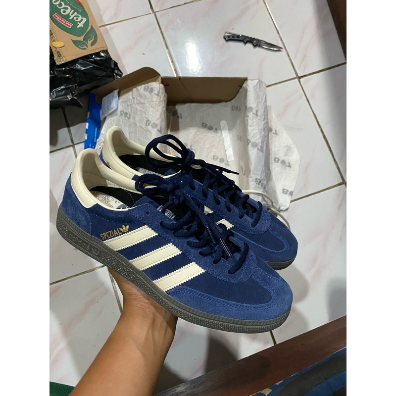 adinda Spezial Night Indigo BNIB 807 garage