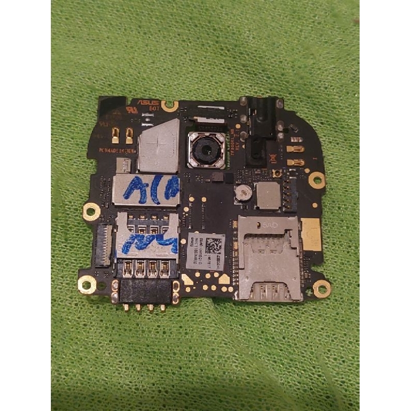 mesin Asus z00rd bonus kamera depan belakang Asus z00rd