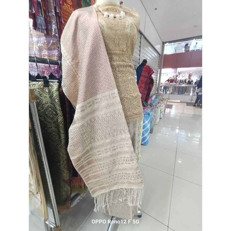SONGKET TUMTUMAN SUTRA BEMBERT BENANG KRISTAL COKSU+BAHAN KEBAYA SEMI PERANCIS.