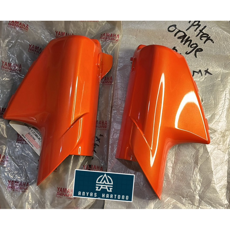 Cover Shock Vega R Jupiter Lama | Orange | 5ER-F3132-00-P5 & 5ER-F3122-00-P5 | Original Yamaha