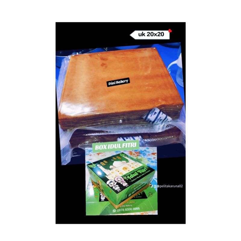 

LAPIS LEGIT CLASSIC BUTTER RASA ORIGINAL (uk 20x20cm)