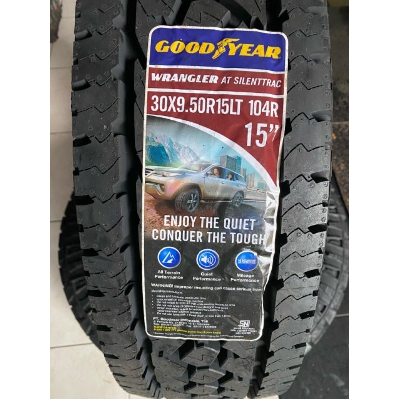 Ban Goodyear silenttrack AT 30 X 9.5 R15