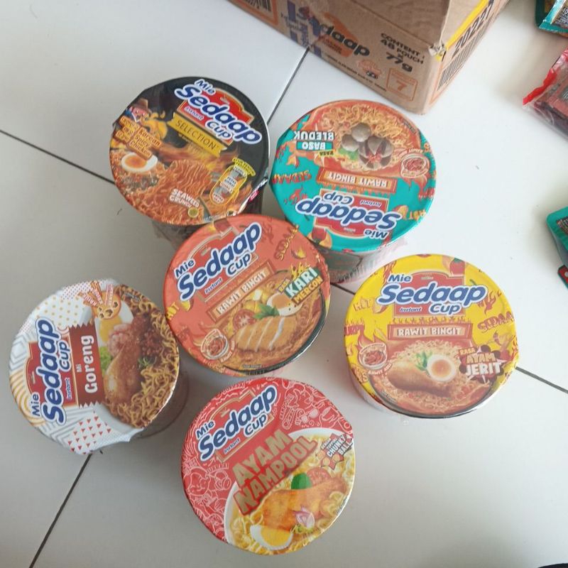

MIE SEDAP CUP GORENG & KUAH ISI 2