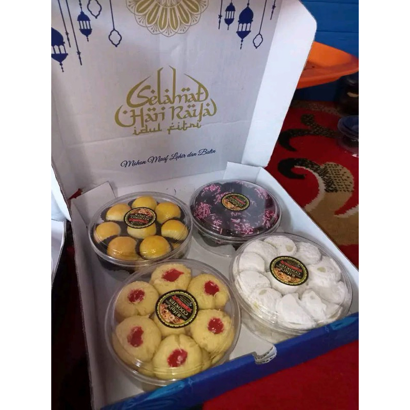 

❤️KUE HAMPERS LEBARAN❤️